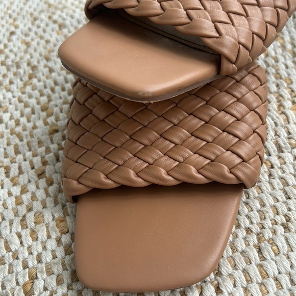 Rachel Zoe Nerida woven slide on sandals nude/tan size 8.5 - Picture 5 of 6